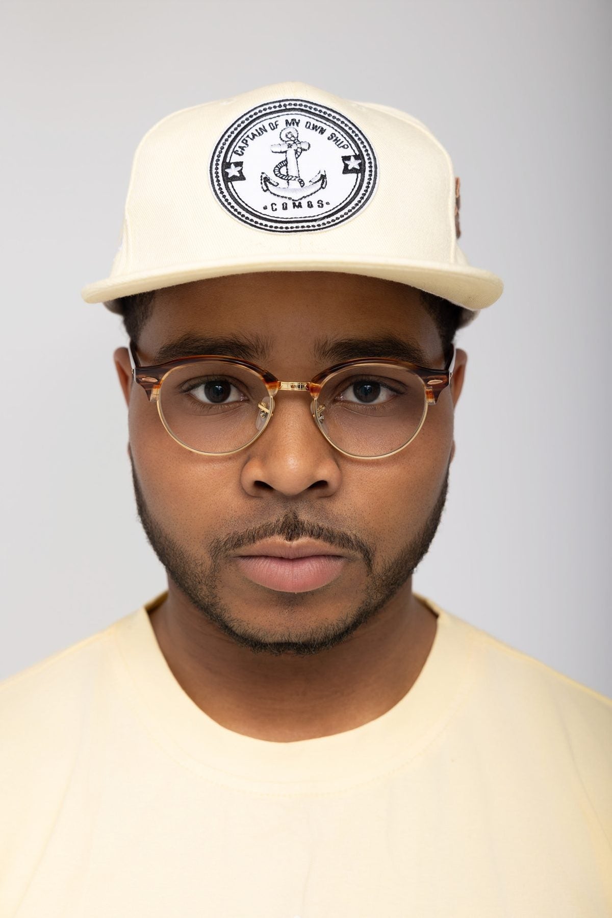 Voyager Snapback Cream model photo 1