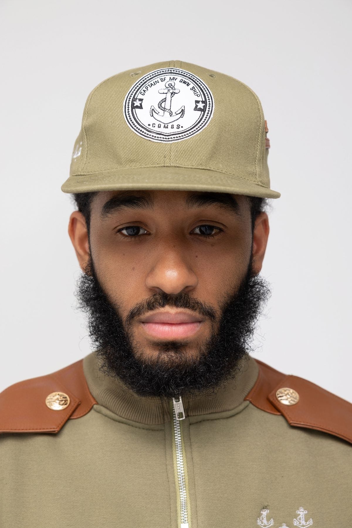 Voyager Snapback Green model photo 1