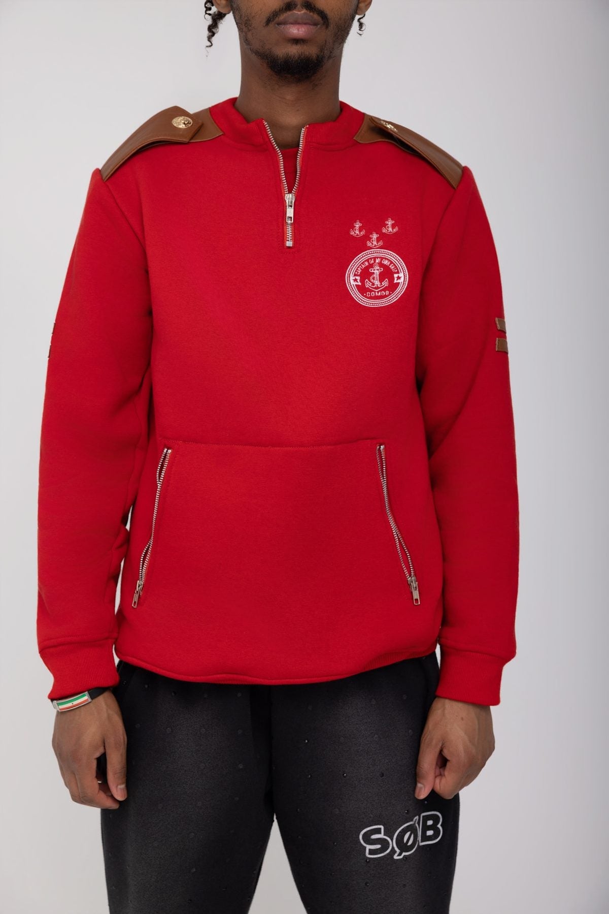Voyager Quarter Zip Red model photo 1